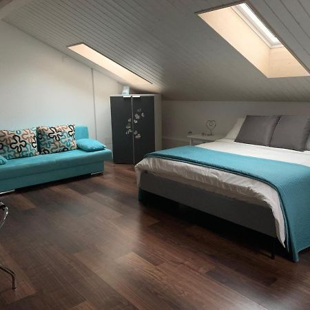 ロゾネMiranda, Modern Duplex, Garden, Swimming Pool, Parkingアパートメント エクステリア 写真
