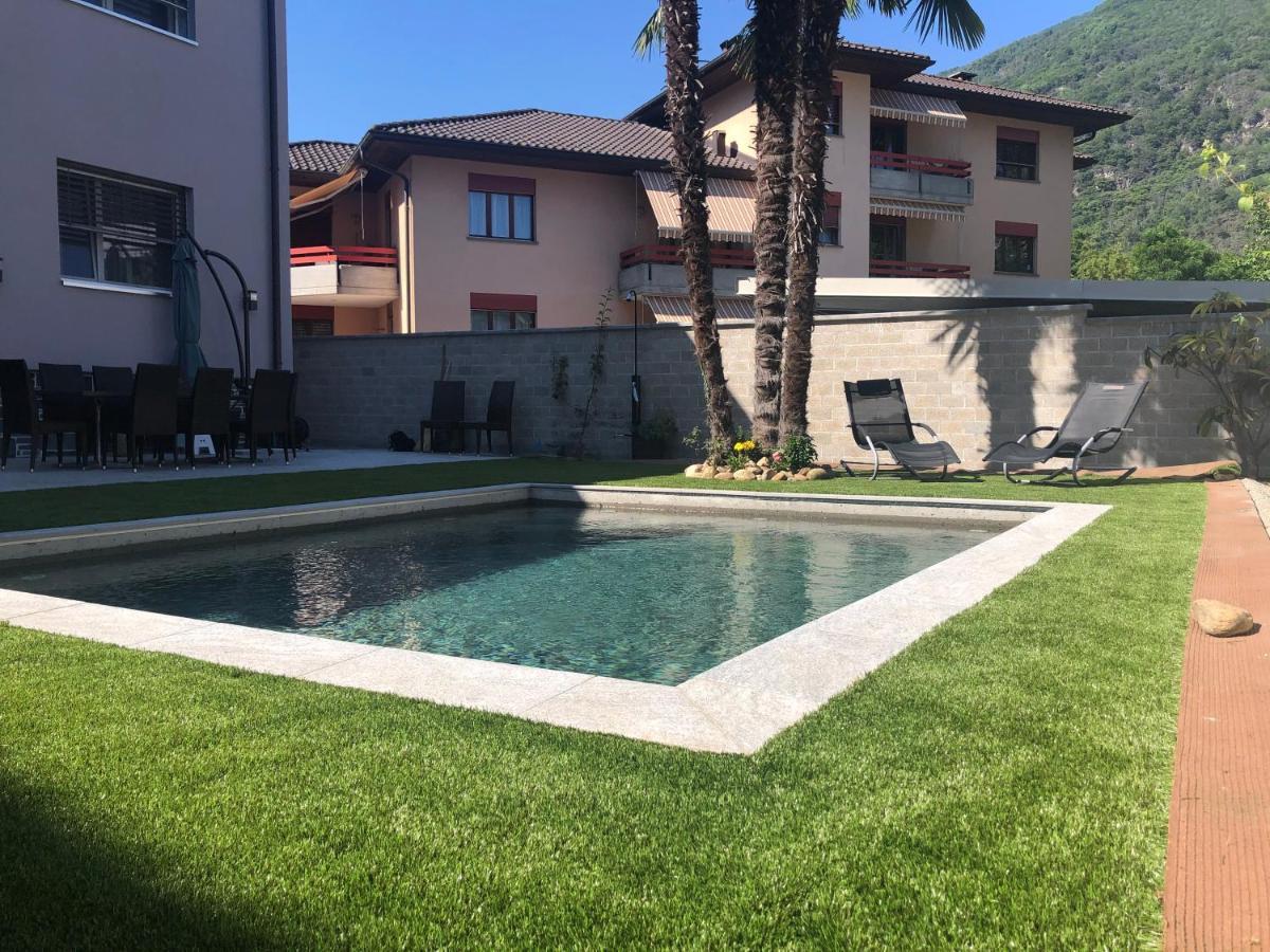ロゾネMiranda, Modern Duplex, Garden, Swimming Pool, Parkingアパートメント エクステリア 写真