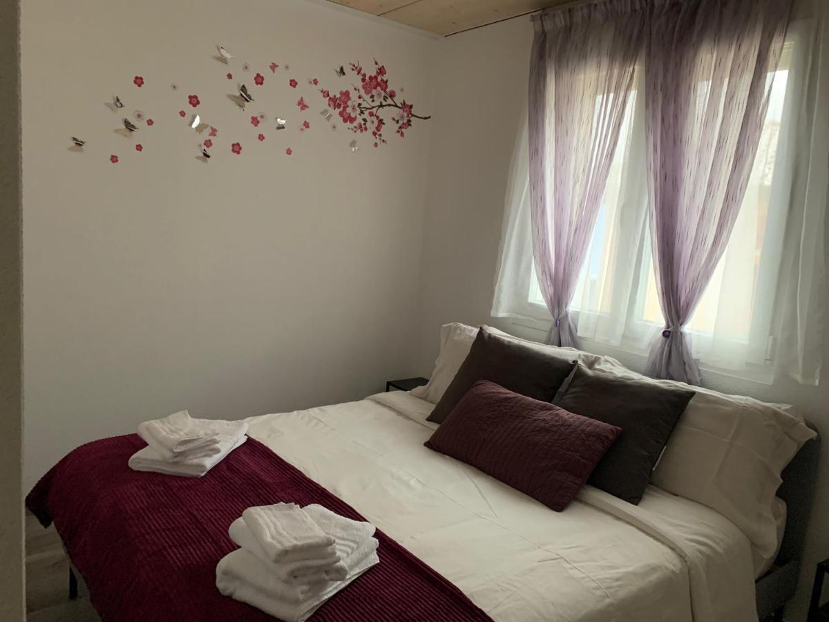 ロゾネMiranda, Modern Duplex, Garden, Swimming Pool, Parkingアパートメント エクステリア 写真